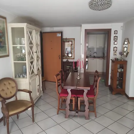 Casa Riviera Delle Palme Sabrina Сан-Бенедетто-дель-Тронто